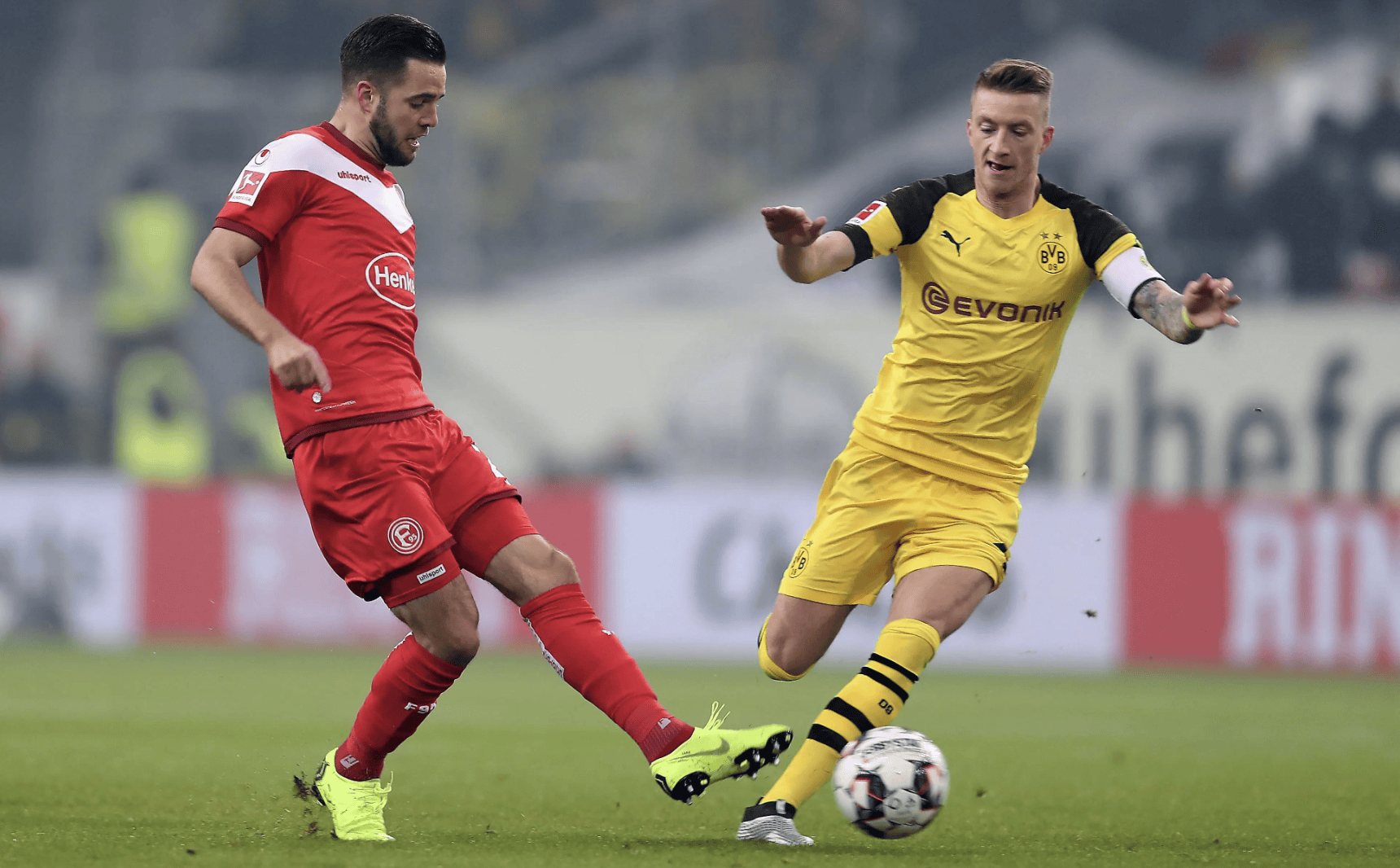 赛地聚焦：德甲窗口期热度飙升；勒沃库森更衣室发声；震撼外界；临场指挥获称赞